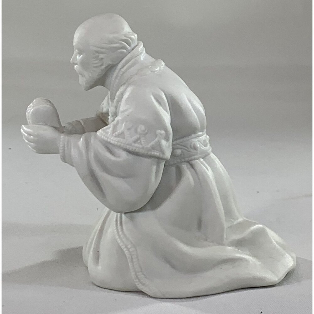 Avon Nativity Collectibles The Magi Melchior Figurine Vintage Porcelain 1982 - Picture 2 of 12